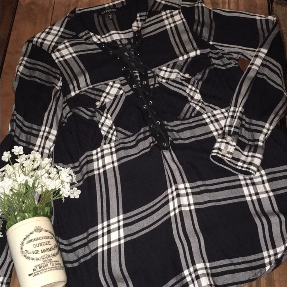 Express plaid lace up tie shirt blouse size M